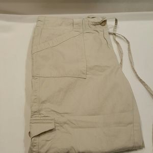 AnnTaylor Cargos Size 10 Cotton/ Linen